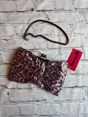 Betseyville Clutch Pink Animal Print  Hand Strap Small Purse Handbag Retro NWT